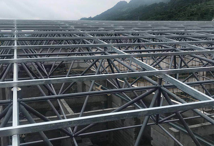 昌吉仁怀冠英学校艺体楼网架